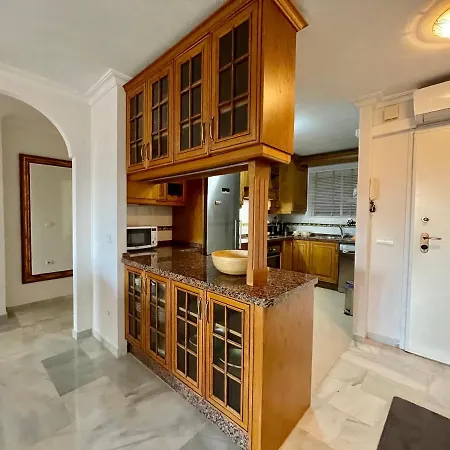 Apartamento Con Vistas Al Mar En Reserva De Marbella